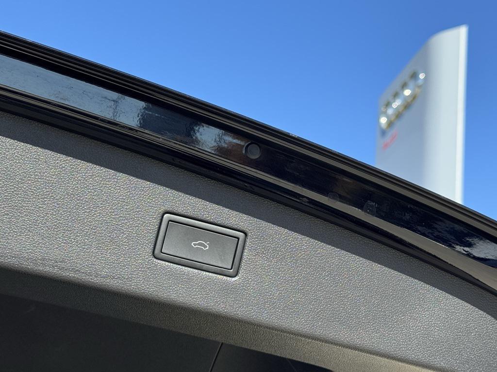 used 2022 Volkswagen Tiguan car, priced at $22,550