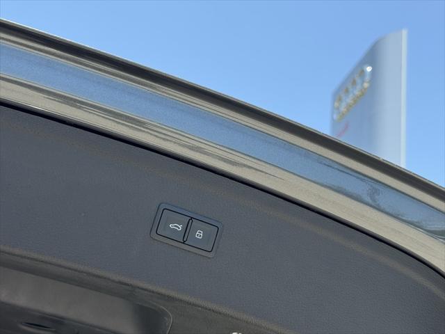 used 2025 Audi Q5 car, priced at $46,995