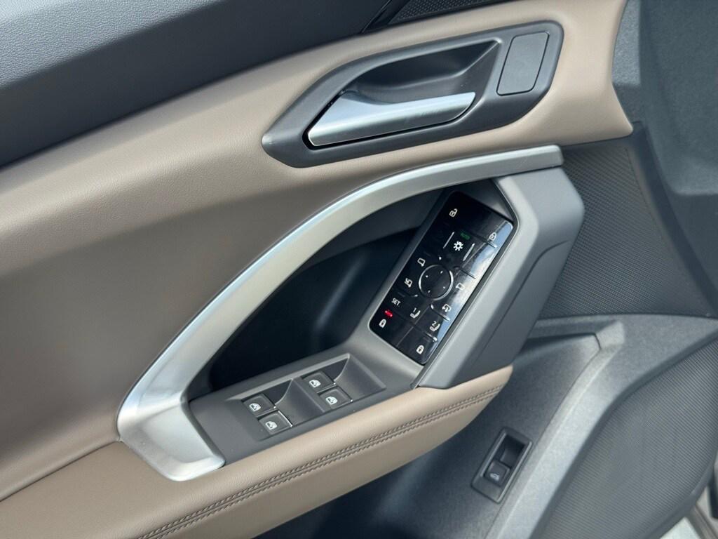 new 2025 Audi Q5 car, priced at $55,464