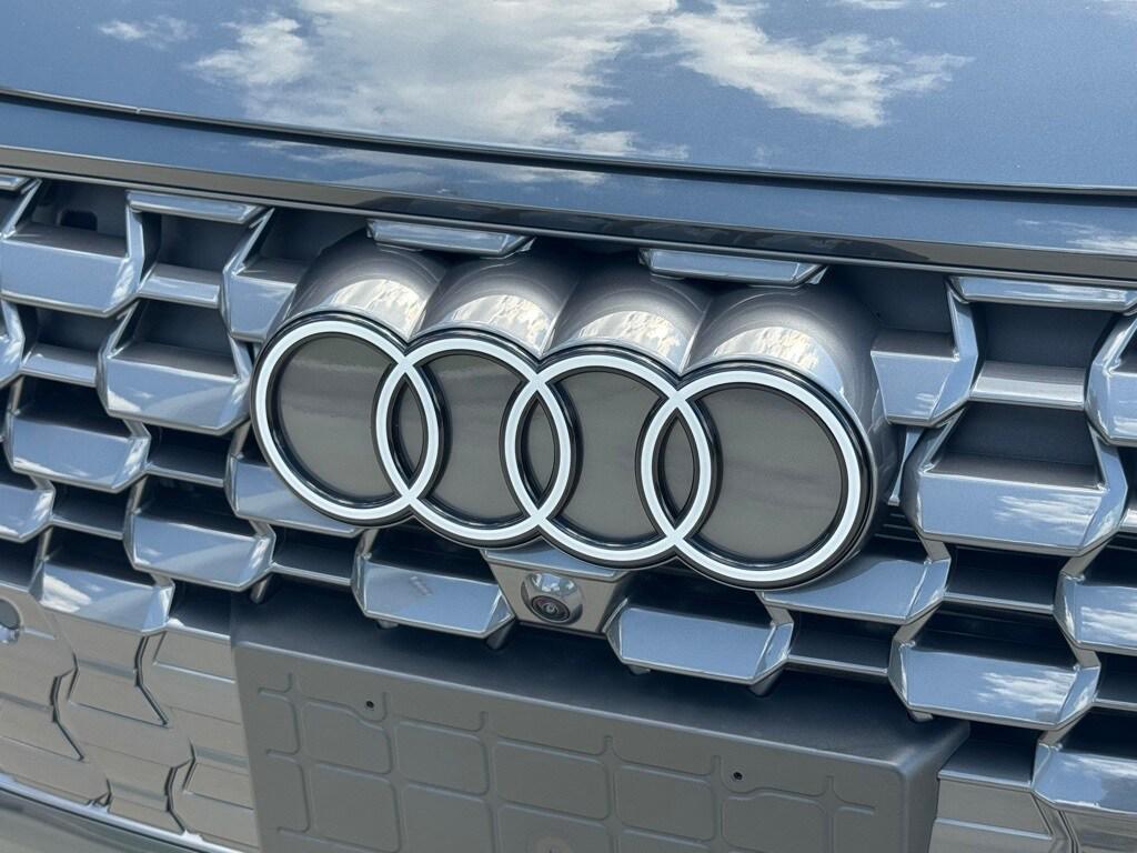 new 2025 Audi Q5 car, priced at $55,464
