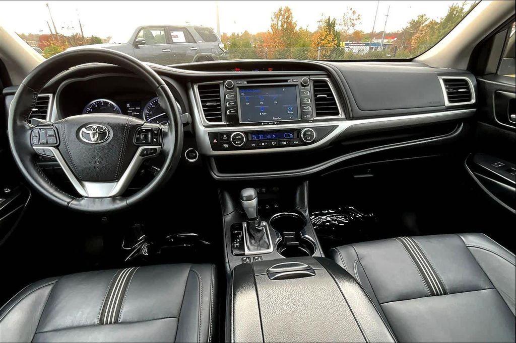 used 2018 Toyota Highlander car, priced at $21,500