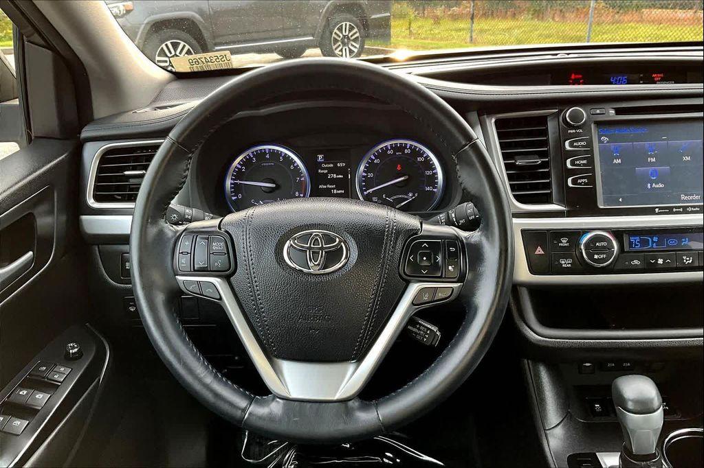 used 2018 Toyota Highlander car, priced at $21,500