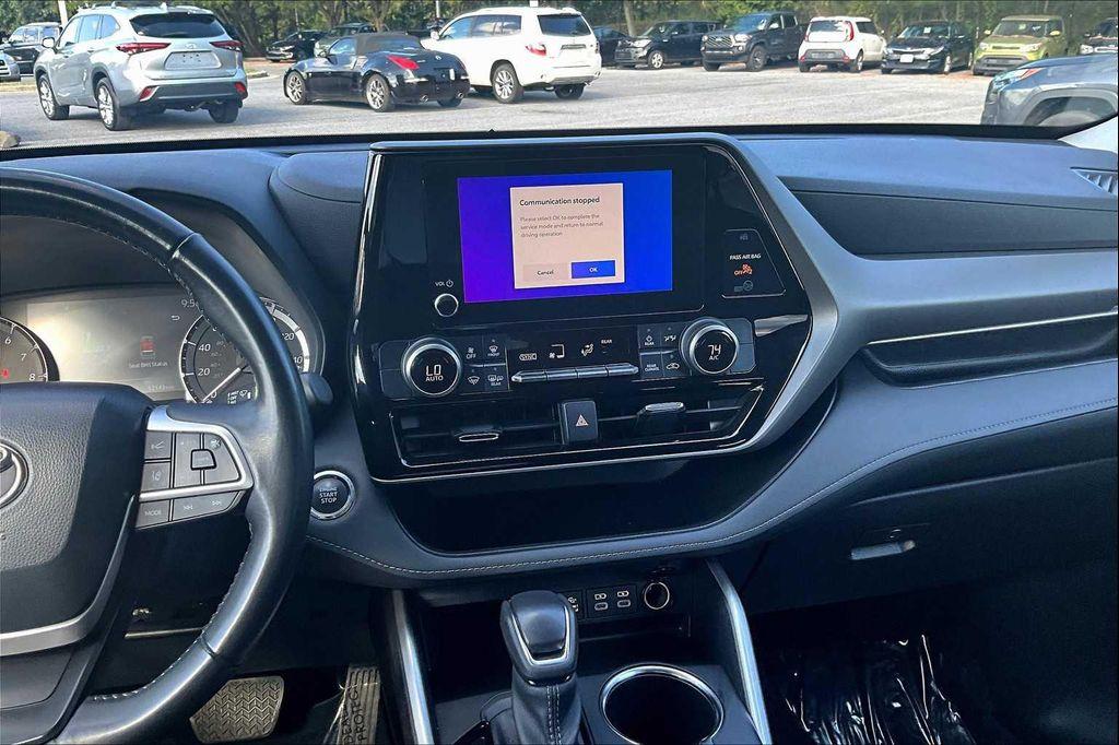 used 2023 Toyota Highlander car, priced at $29,000