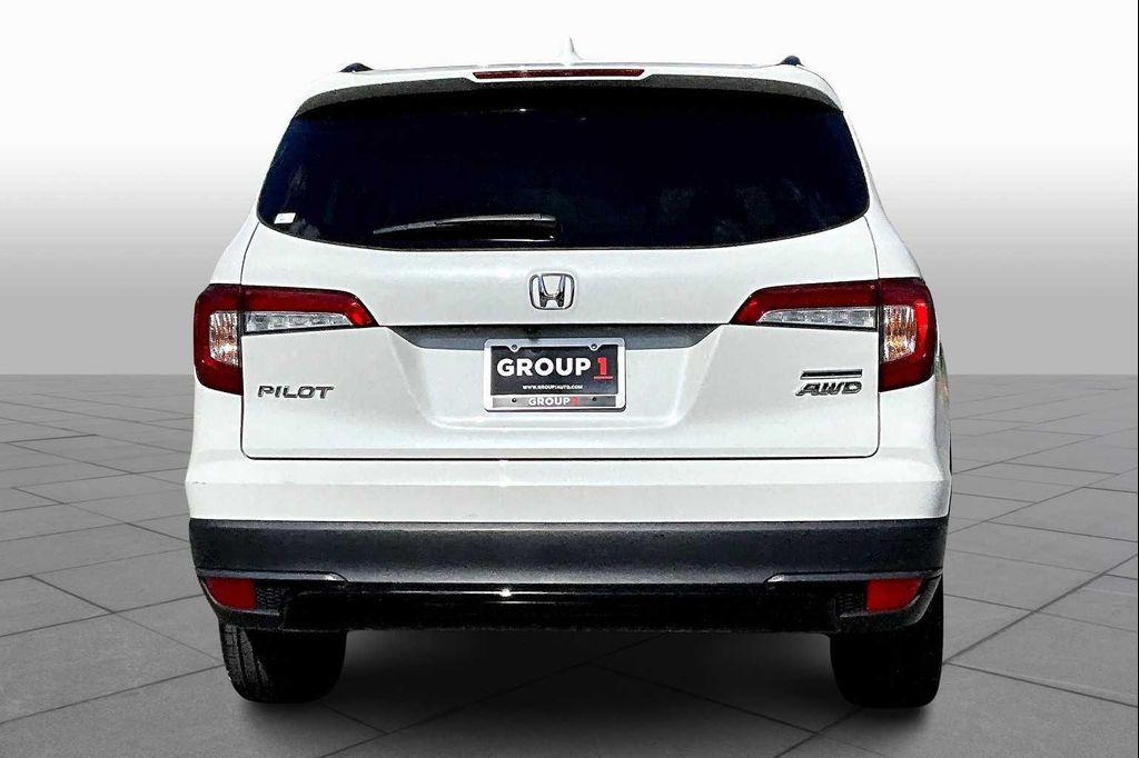 used 2022 Honda Pilot car, priced at $27,000