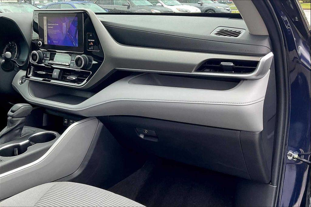 used 2023 Toyota Highlander car, priced at $31,000