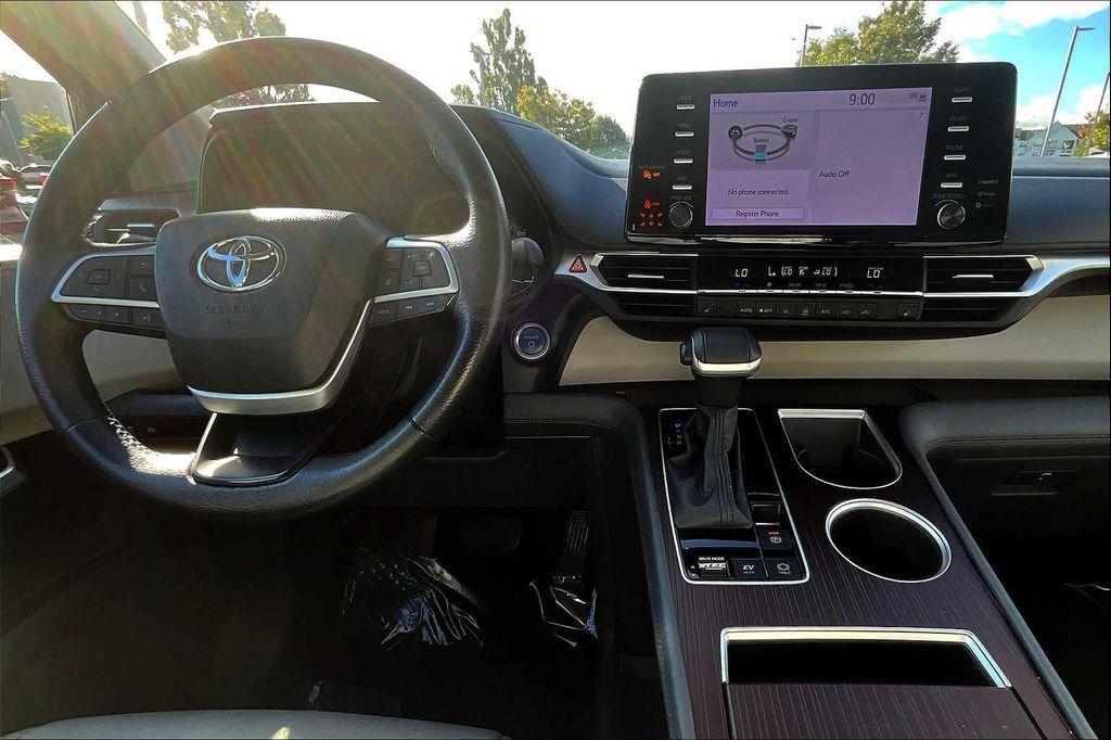 used 2024 Toyota Sienna car, priced at $38,000
