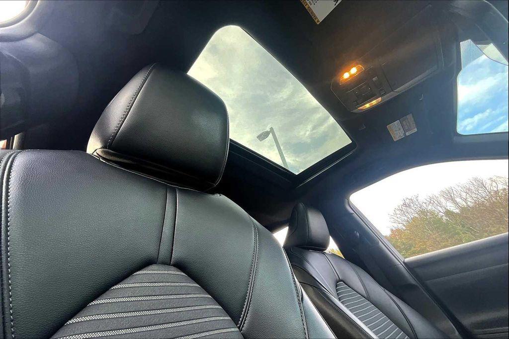 used 2022 Toyota Highlander car, priced at $32,500