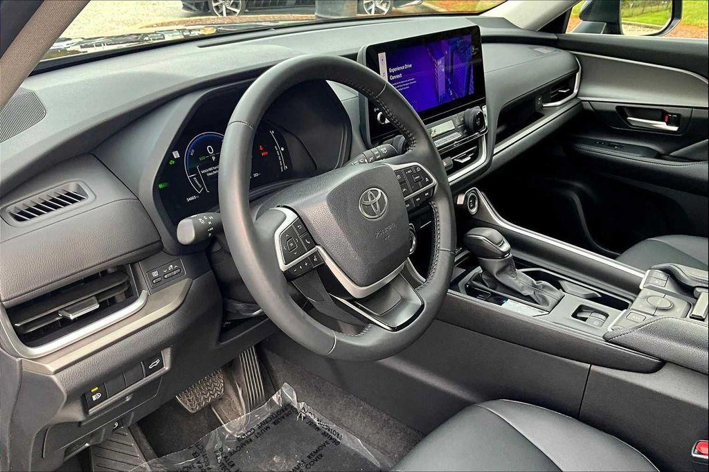 used 2025 Toyota Grand Highlander Hybrid car, priced at $46,500