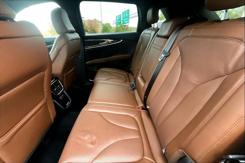 used 2023 Lincoln Nautilus car, priced at $37,500