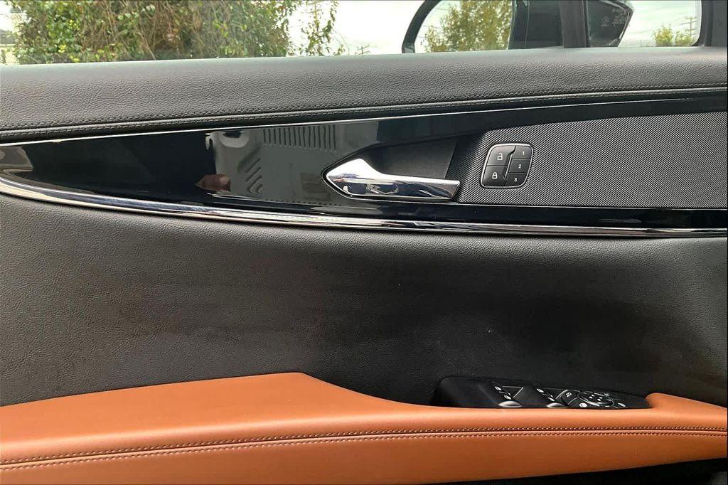 used 2023 Lincoln Nautilus car, priced at $37,500