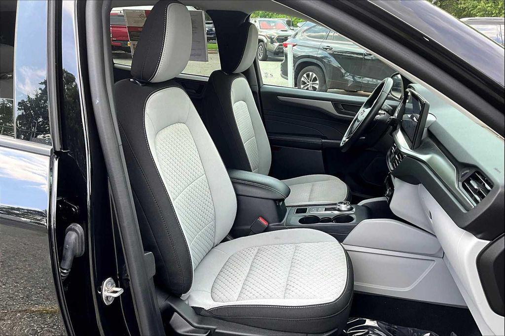 used 2023 Ford Escape car, priced at $23,500