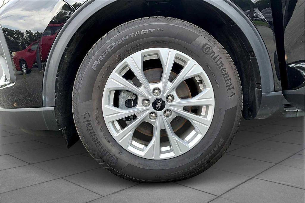 used 2023 Ford Escape car, priced at $23,500