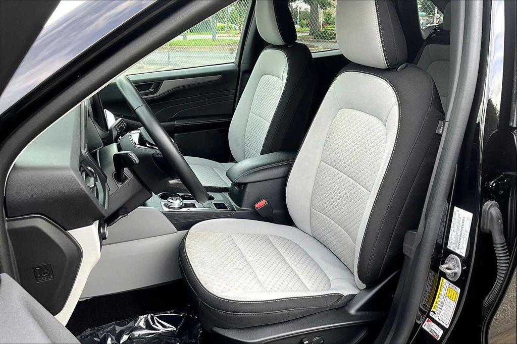 used 2023 Ford Escape car, priced at $23,500