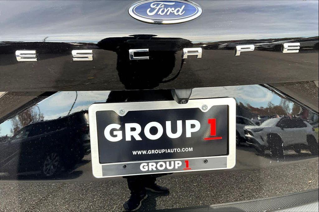 used 2023 Ford Escape car, priced at $23,500