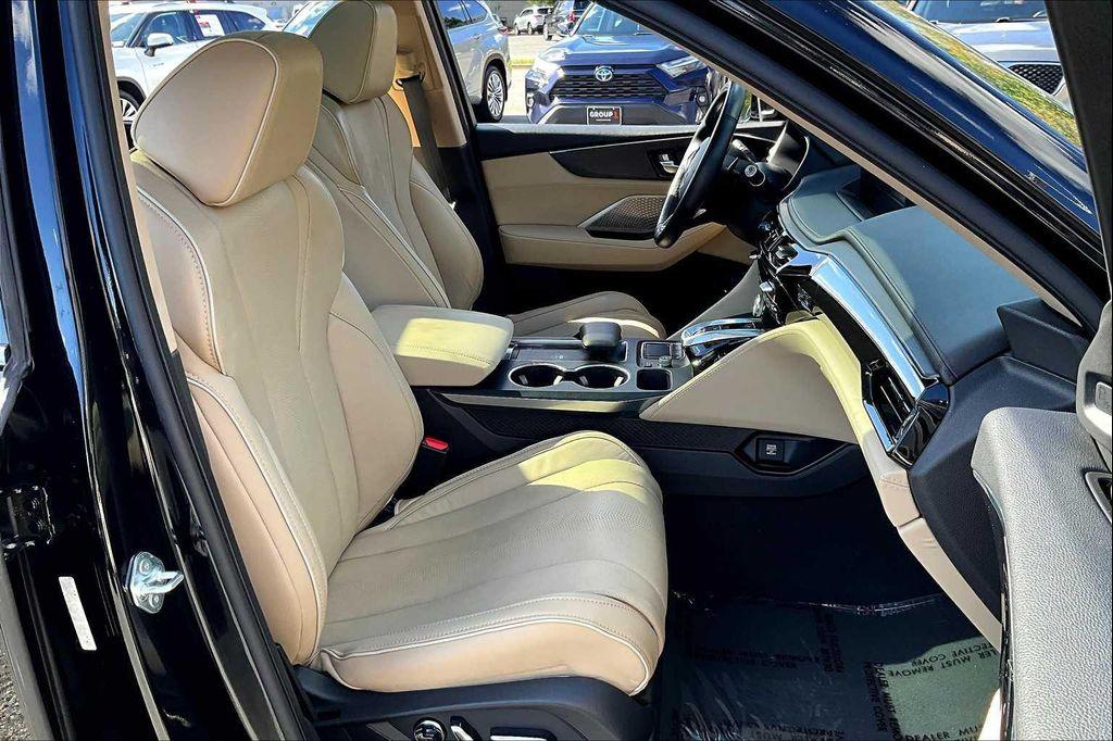 used 2024 Acura MDX car, priced at $44,736