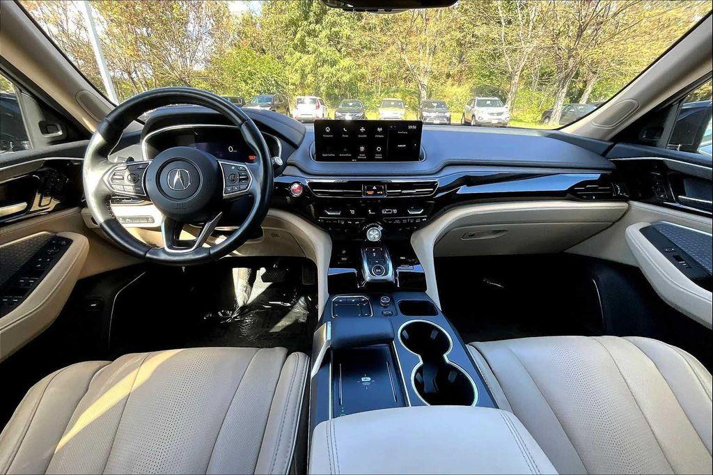 used 2024 Acura MDX car, priced at $44,736