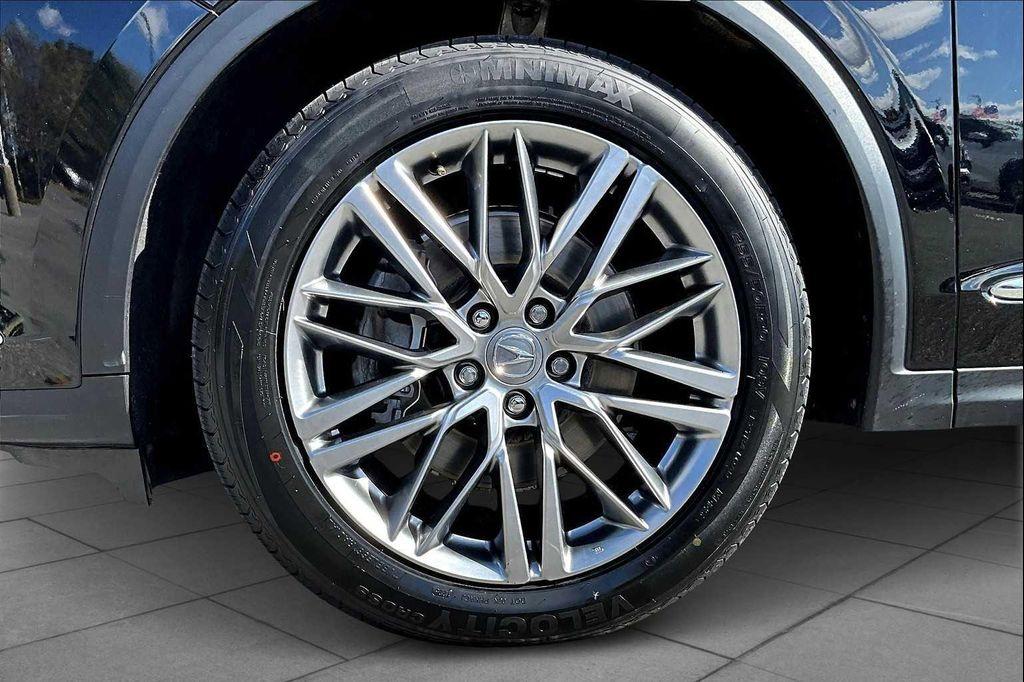 used 2024 Acura MDX car, priced at $44,736