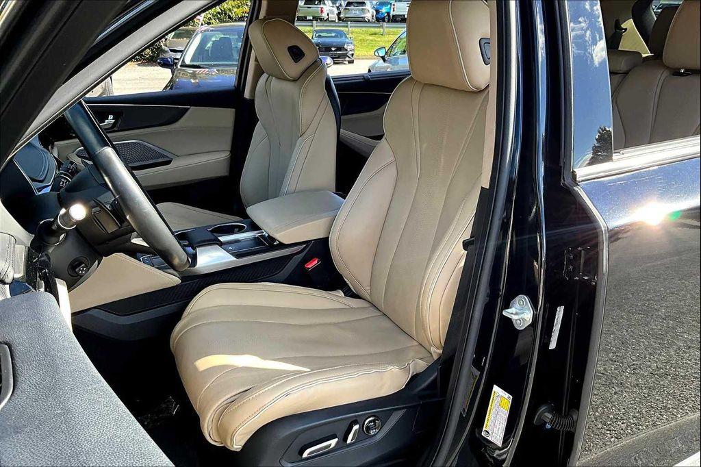 used 2024 Acura MDX car, priced at $44,736