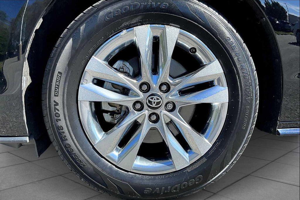 used 2024 Toyota Sienna car, priced at $43,000