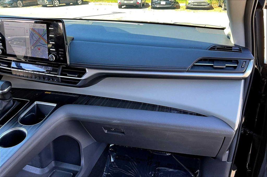 used 2024 Toyota Sienna car, priced at $43,000
