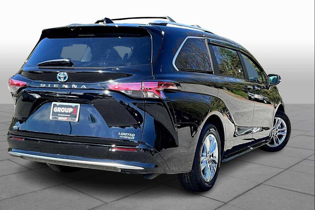 used 2024 Toyota Sienna car, priced at $43,000