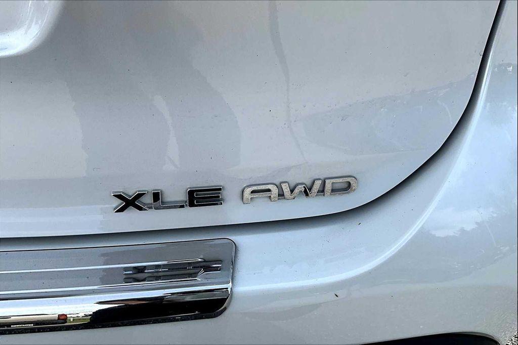used 2023 Toyota Highlander car, priced at $36,531