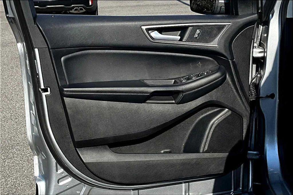 used 2021 Ford Edge car, priced at $17,000