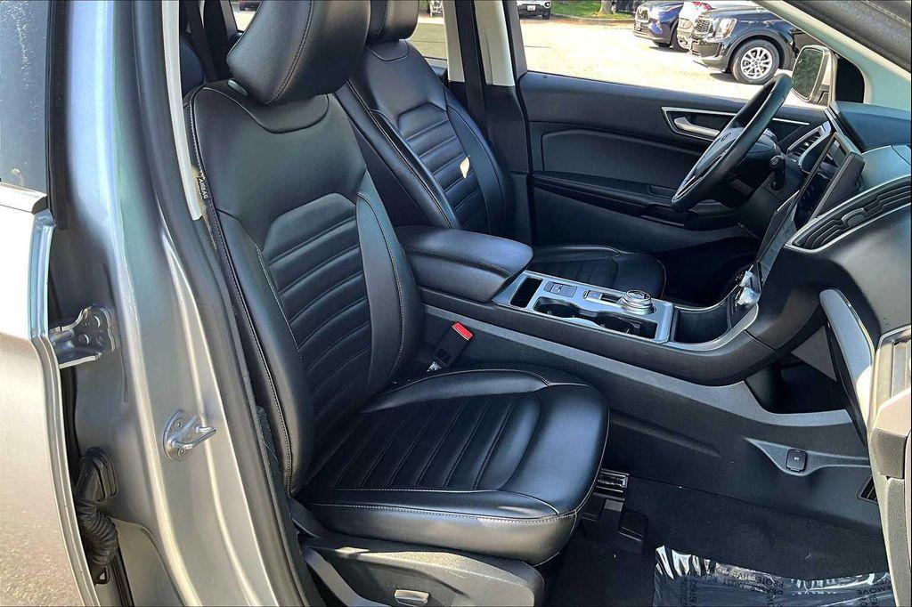used 2021 Ford Edge car, priced at $17,000