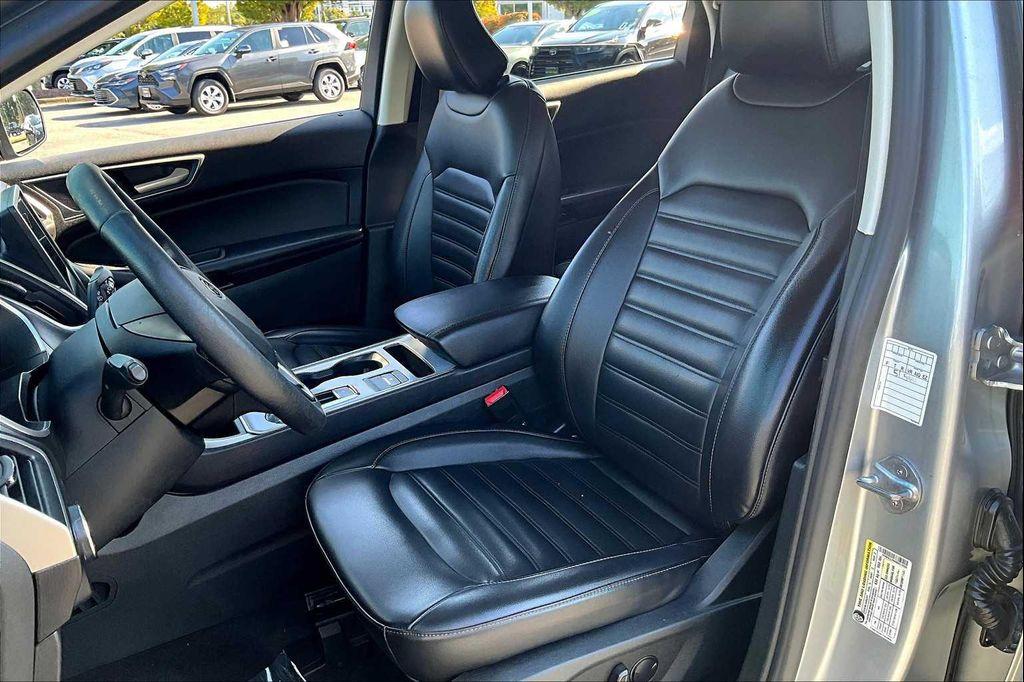 used 2021 Ford Edge car, priced at $17,000