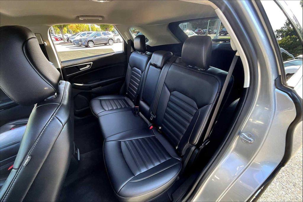 used 2021 Ford Edge car, priced at $17,000