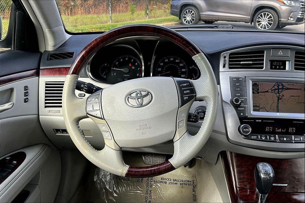 new 2011 Toyota Avalon car