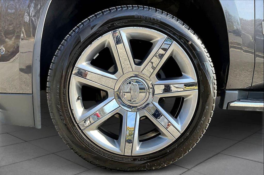 used 2018 Cadillac Escalade car, priced at $26,000