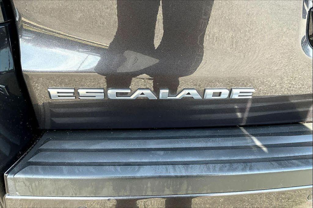 used 2018 Cadillac Escalade car, priced at $26,000