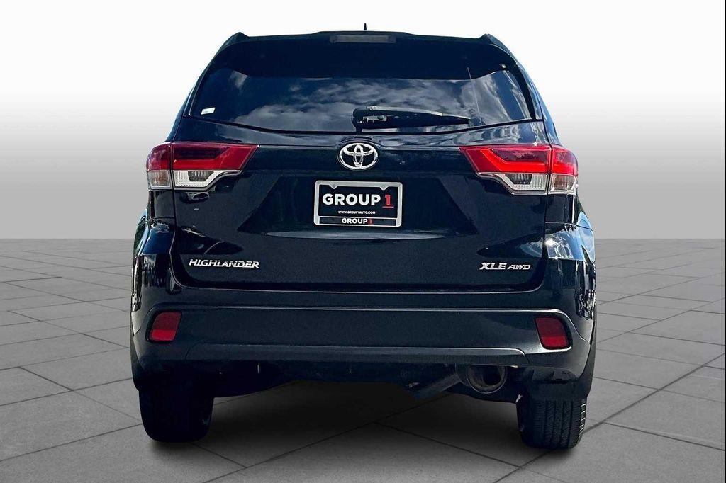 used 2019 Toyota Highlander car, priced at $26,000
