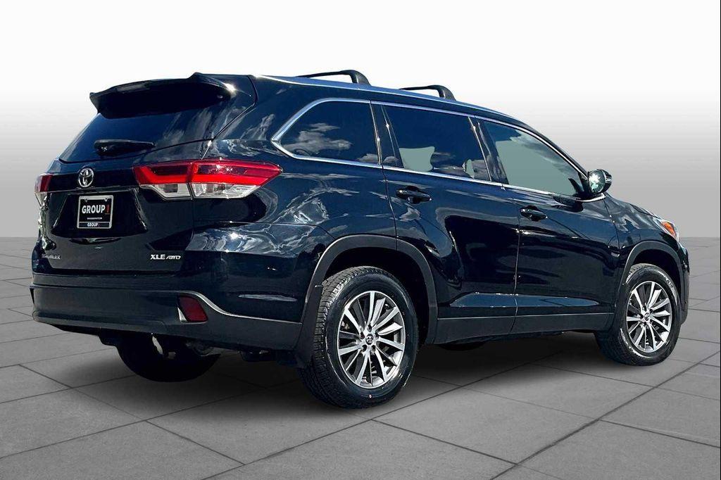 used 2019 Toyota Highlander car, priced at $26,000