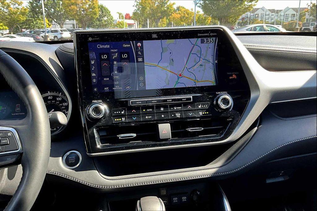 used 2021 Toyota Highlander car, priced at $38,000