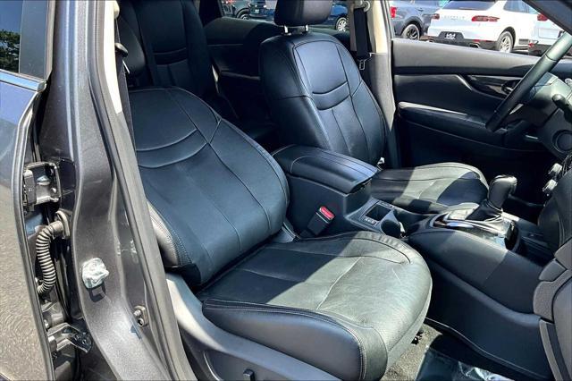 used 2019 Nissan Rogue car, priced at $21,050