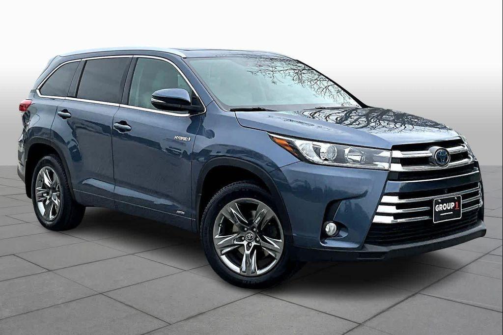 used 2017 Toyota Highlander Hybrid car, priced at $24,000