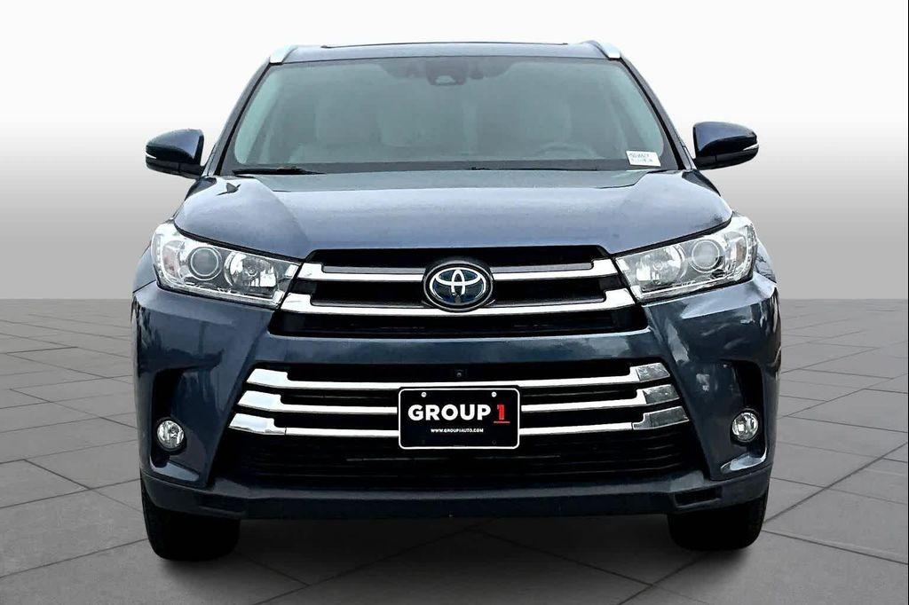 used 2017 Toyota Highlander Hybrid car, priced at $24,000