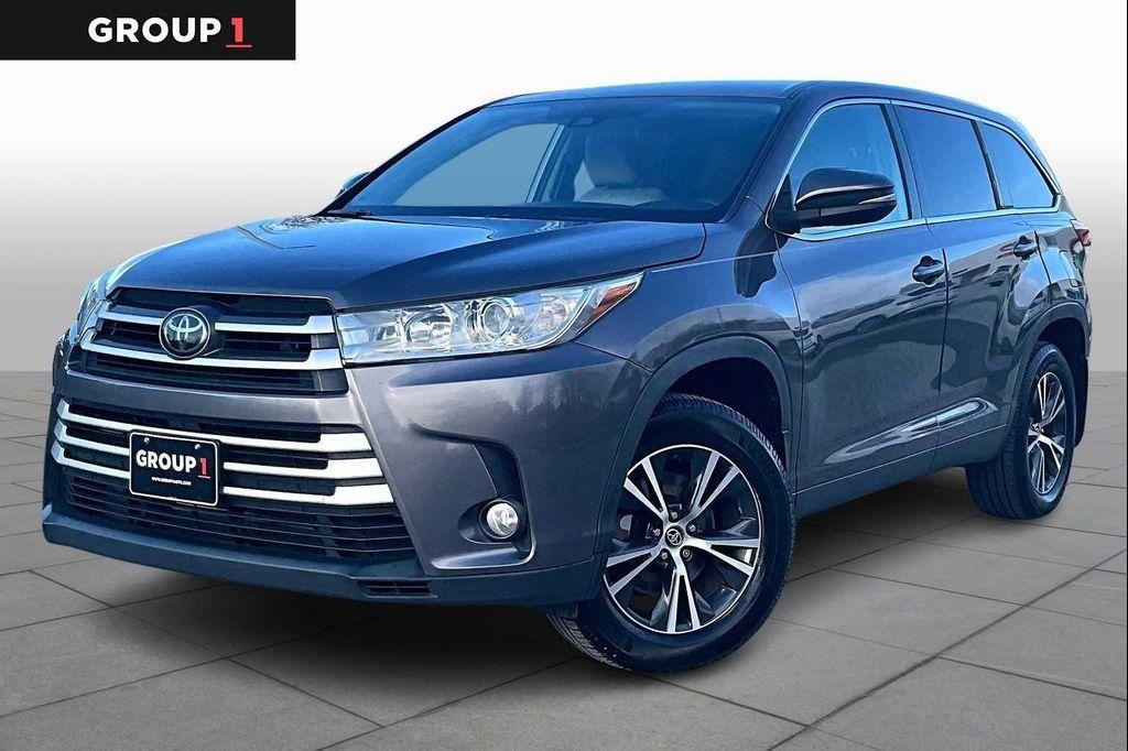 used 2019 Toyota Highlander car, priced at $22,500