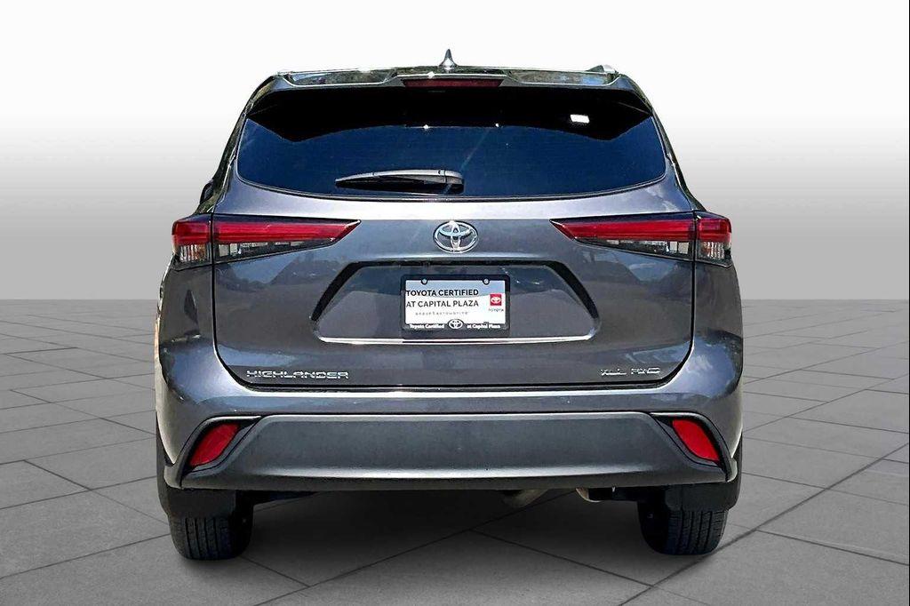 used 2023 Toyota Highlander car, priced at $36,488