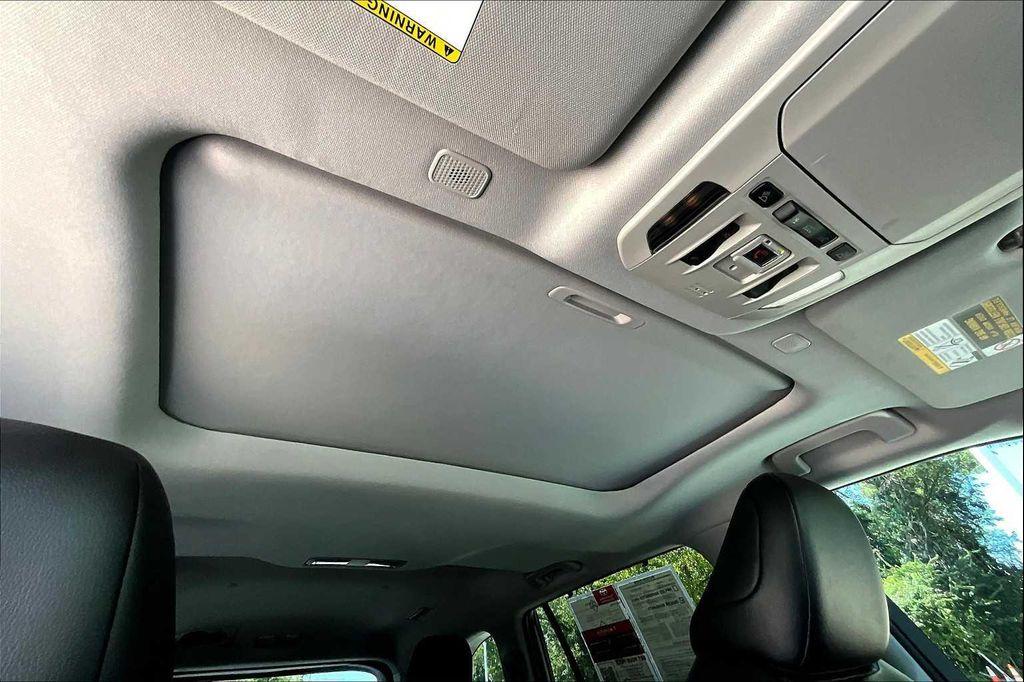 used 2023 Toyota Highlander car, priced at $36,488