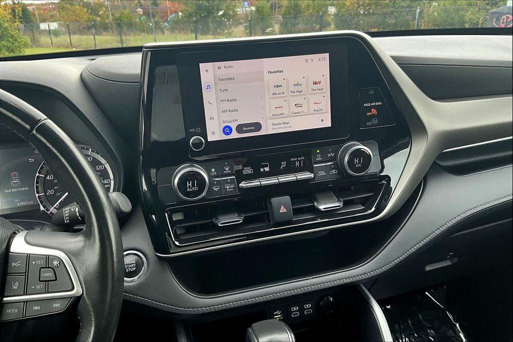 used 2023 Toyota Highlander car, priced at $29,000