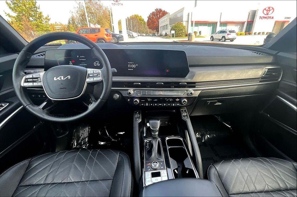 used 2024 Kia Telluride car, priced at $38,000