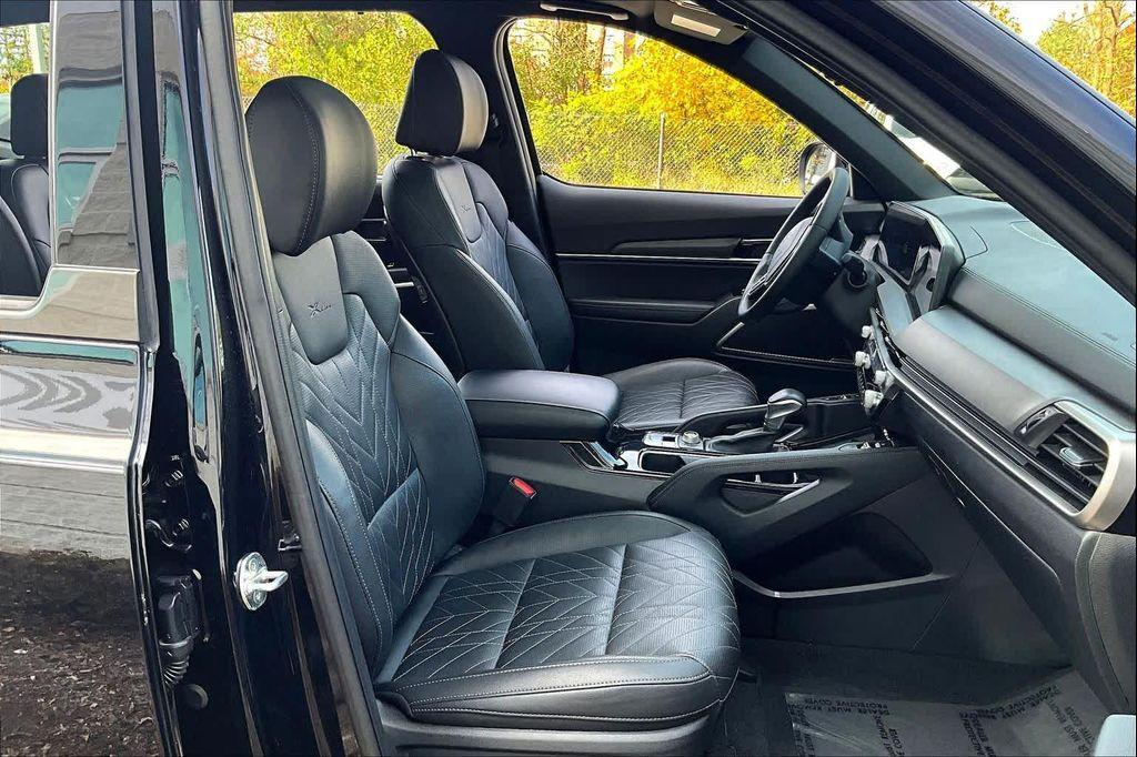 used 2024 Kia Telluride car, priced at $38,000