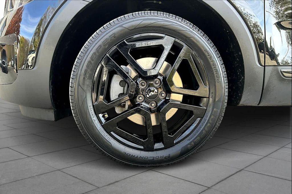 used 2024 Kia Telluride car, priced at $38,000