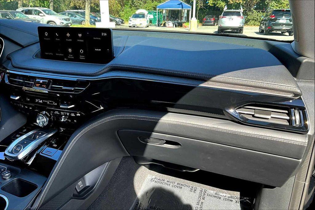 used 2023 Acura MDX car, priced at $39,000