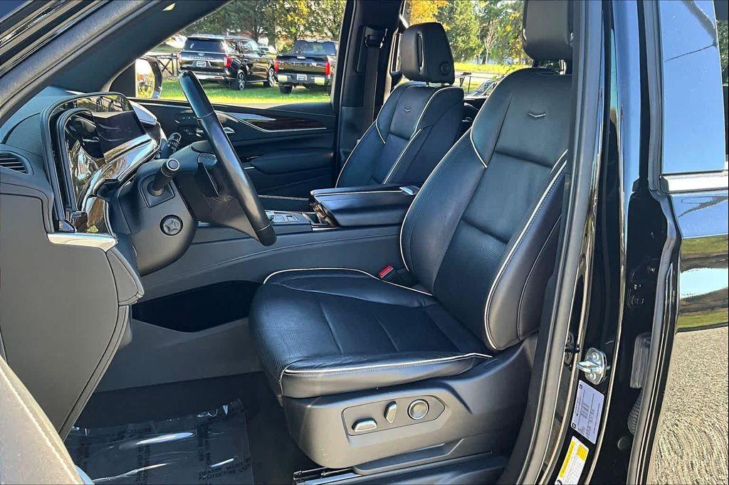 used 2021 Cadillac Escalade ESV car, priced at $56,000