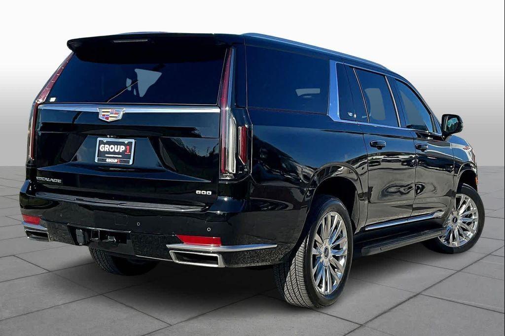 used 2021 Cadillac Escalade ESV car, priced at $56,000