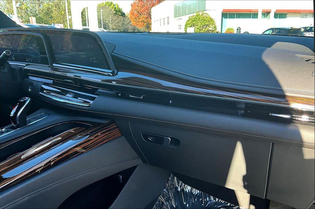 used 2021 Cadillac Escalade ESV car, priced at $56,000